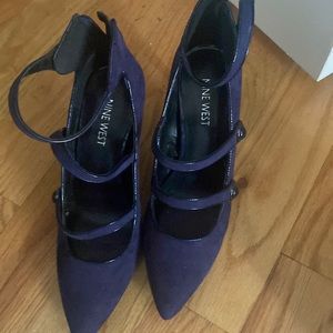 Ninewest purple faux suede pump. Size 7.5